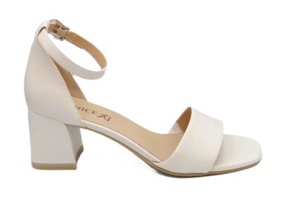 CAPRICE ΓΥΝΑΙΚΕΙΑ  ΔΕΡΜΑΤΙΝΑ ΠΕΔΙΛΑ